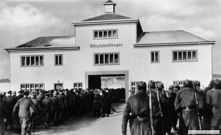 Date unknown - Prisoners return from forced labour to Sachsenhausen.